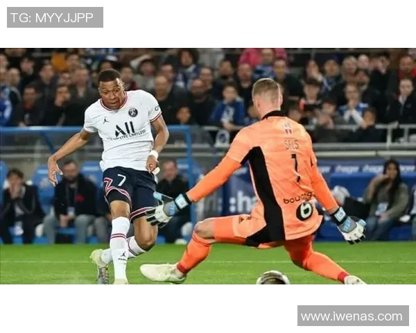 足球球星神龟的传奇故事与成就揭秘 盘点他如何成为绿茵场上的不老传说